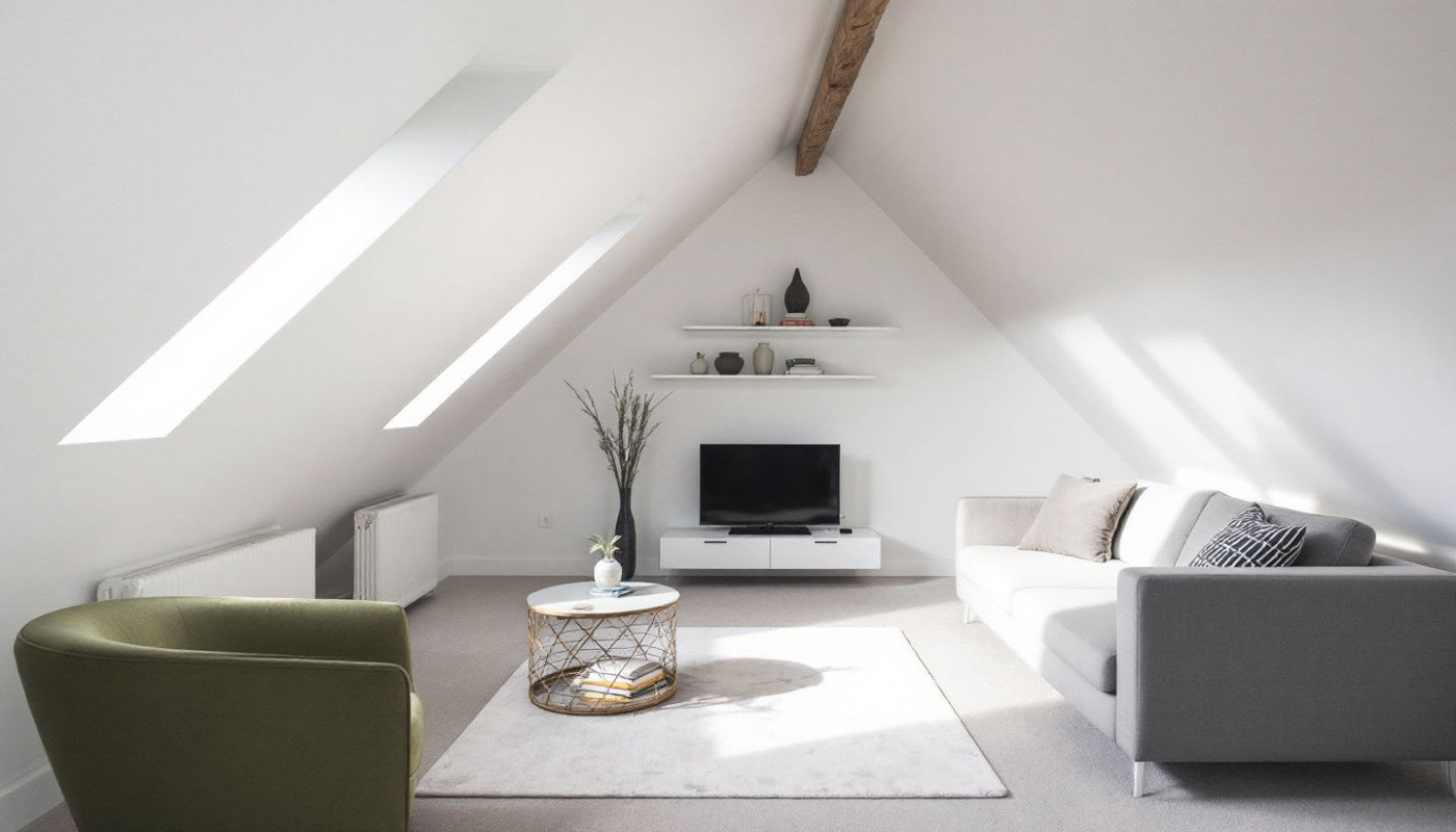 Comment transformer un grenier en espace de vie moderne ?